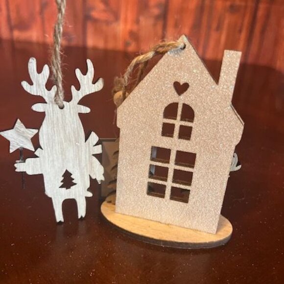 Wooden Reindeer & House Christmas Ornament Decor by silver tree - Picture 3 of 4
